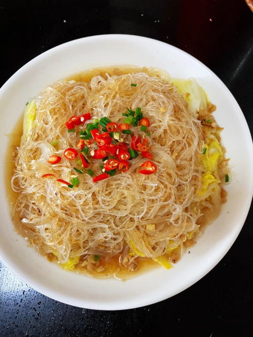蒜蓉粉丝蒸娃娃菜 鲜美交融，粉丝与菜蔬的绝妙二重奏